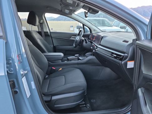 Used 2026 Kia Sportage S AWD/4WD image 33