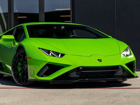 Used 2023 Lamborghini Huracan EVO image 5