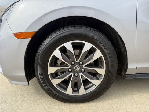 Used 2021 Honda Odyssey EX-L image 27