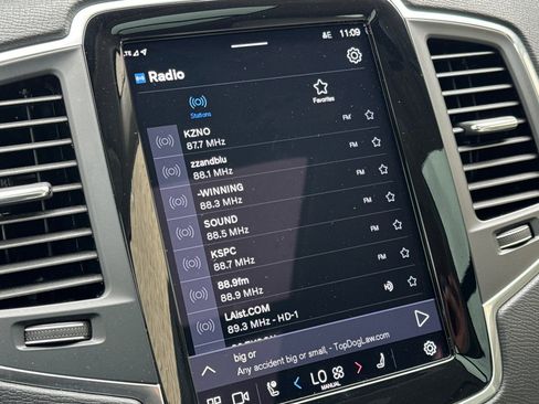 Used 2023 Volvo XC90 B6 Core w/ Climate Package image 20