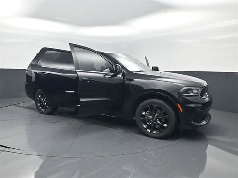 Used 2021 Dodge Durango SXT image 37