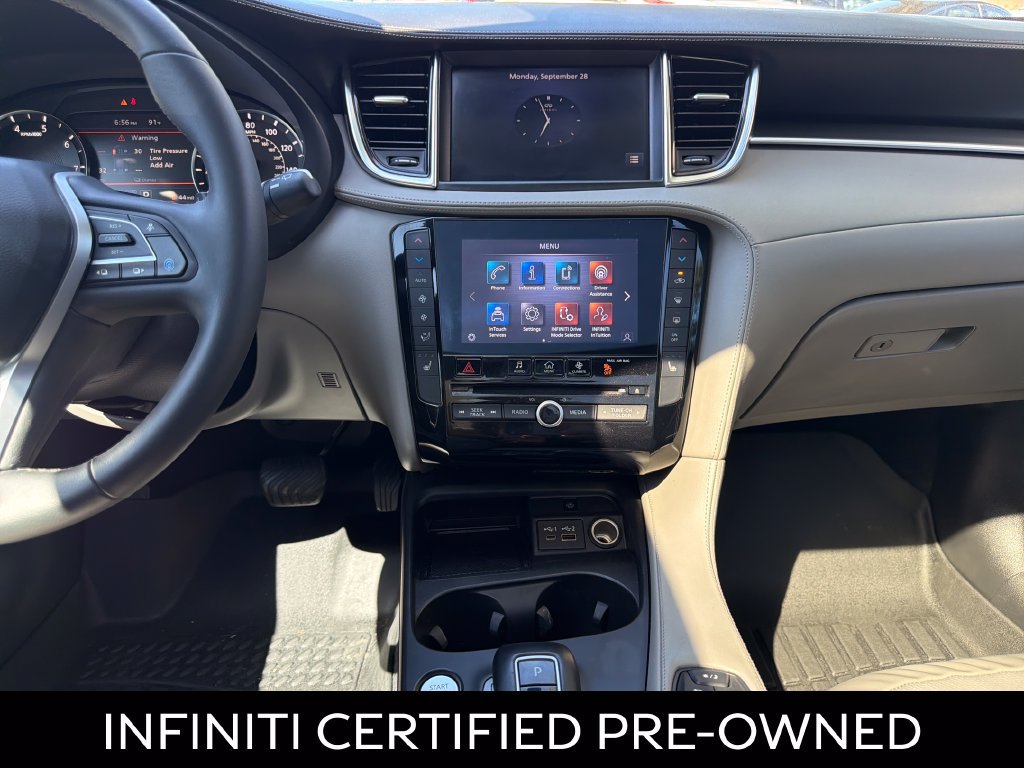 Certified 2024 INFINITI QX50 Luxe FWD image 6