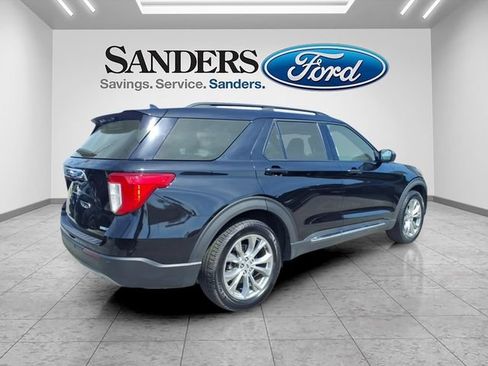 Used 2020 Ford Explorer XLT w/ Equipment Group 202A AWD/4WD image 2