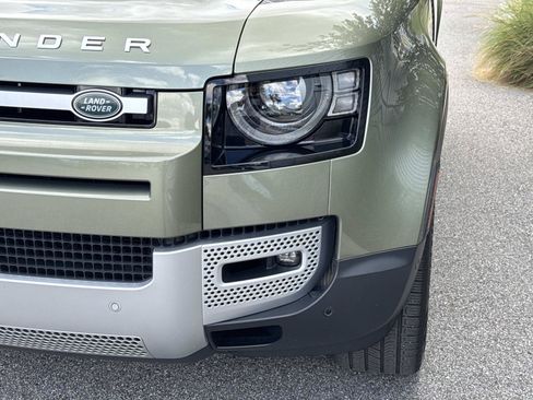 Used 2023 Land Rover Defender 90 S AWD/4WD image 9