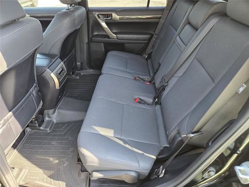 Used 2020 Lexus GX 460 Premium w/ Premium Package AWD/4WD image 16