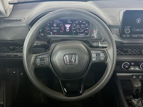 Used 2024 Honda Accord LX image 17