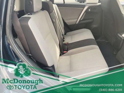 Used 2018 Toyota RAV4 XLE w/ Convenience Package image 16