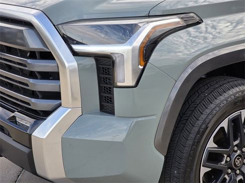 Used 2025 Toyota Tundra Limited image 6