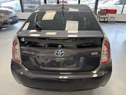 Used 2013 Toyota Prius Three image 10