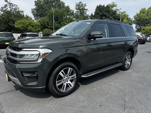 Certified 2023 Ford Expedition XLT AWD/4WD image 9