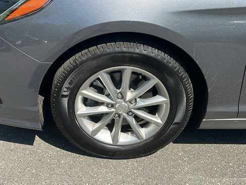 Used 2018 Hyundai Sonata SE FWD image 9