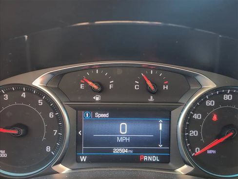 Used 2022 Chevrolet Equinox LS w/ LS Convenience Package image 11