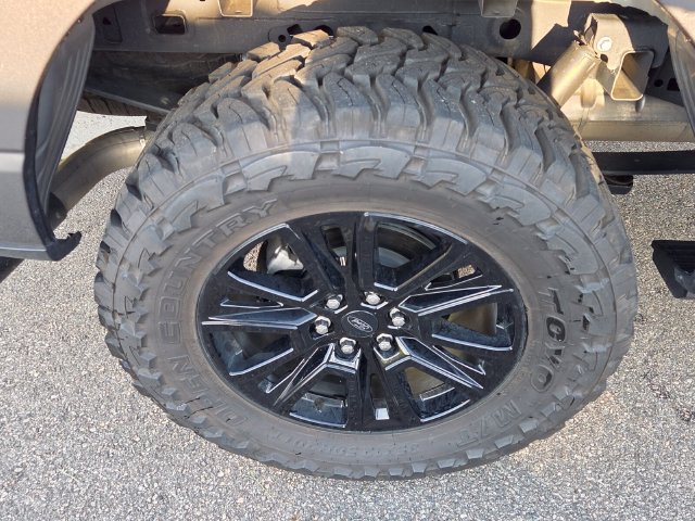 Used 2025 Ford F150 Platinum w/ FX4 Off-Road Package AWD/4WD image 16