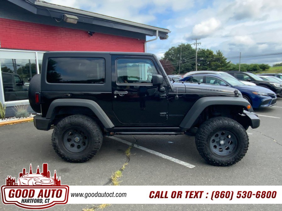 Used 2014 Jeep Wrangler Sport AWD/4WD image 4