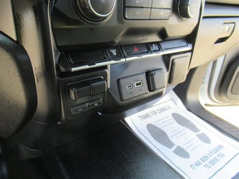 Used 2021 Chevrolet Silverado 2500 W/T image 21