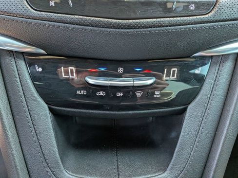 Used 2023 Cadillac XT5 Premium Luxury AWD/4WD image 31