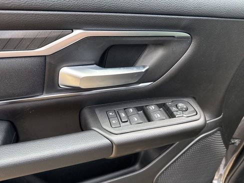 New 2026 RAM 1500 4x4 Crew Cab image 21