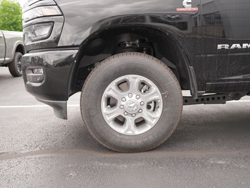 New 2026 RAM 2500 Big Horn AWD/4WD image 15