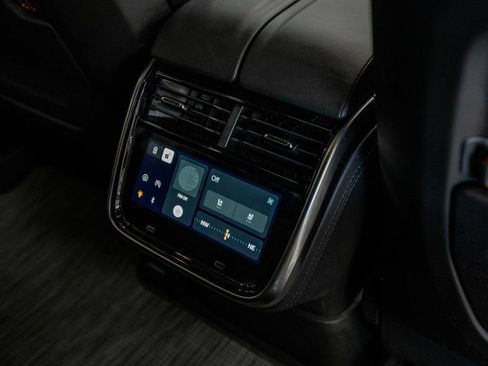 Used 2023 Rivian R1S Adventure AWD/4WD image 26