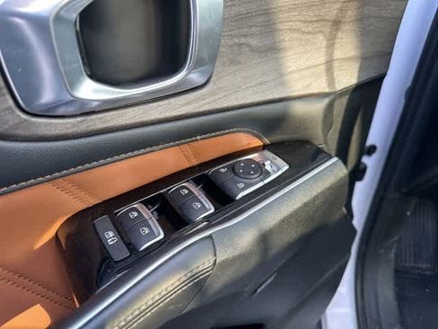 Used 2021 Kia Sorento SX Prestige image 15