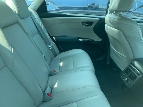Used 2014 Toyota Avalon Limited FWD image 11