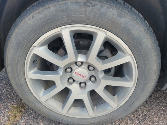 Used 2018 GMC Yukon Denali w/ Open Road Package AWD/4WD image 9