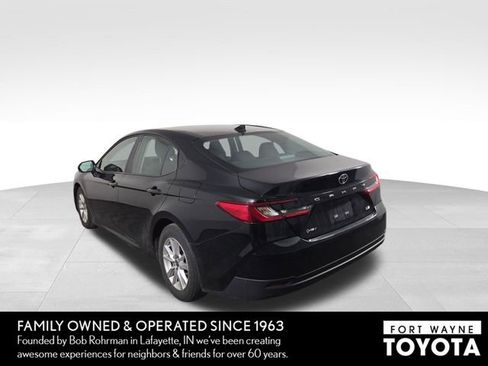 Used 2025 Toyota Camry LE FWD image 9