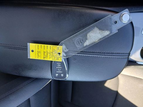 Used 2023 Chevrolet Malibu LT w/ Driver Confidence Package image 8