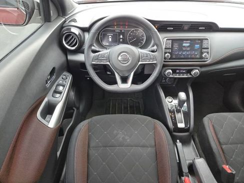 Used 2020 Nissan Kicks SR FWD image 25