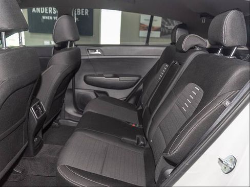 Used 2017 Kia Sportage LX w/ LX Popular Package AWD/4WD image 16