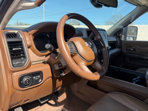 Used 2024 RAM 2500 Limited image 16