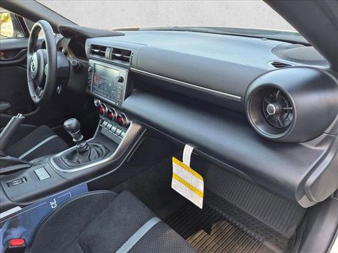 Used 2024 Toyota GR86 Premium RWD image 21