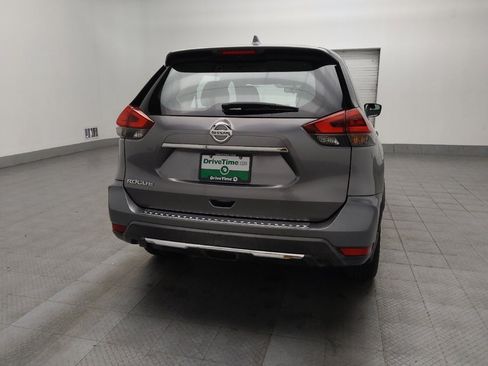 Used 2018 Nissan Rogue S FWD image 7