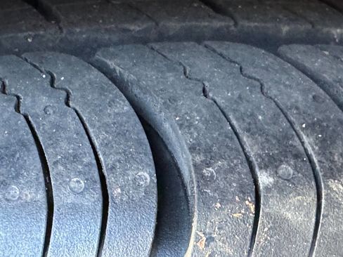 Used 2016 Volkswagen e-Golf SE w/ DC Fast Charging Package image 26