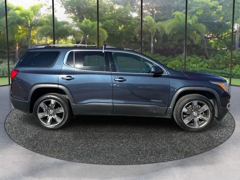 Used 2019 GMC Acadia SLT AWD/4WD image 4