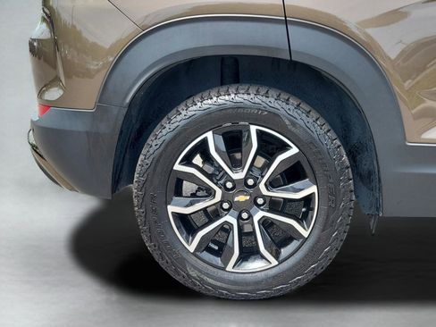 Used 2021 Chevrolet TrailBlazer ACTIV w/ Sun and Liftgate Package AWD/4WD image 16