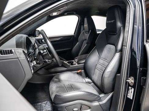 Certified 2023 Porsche Cayenne Turbo GT AWD/4WD image 23