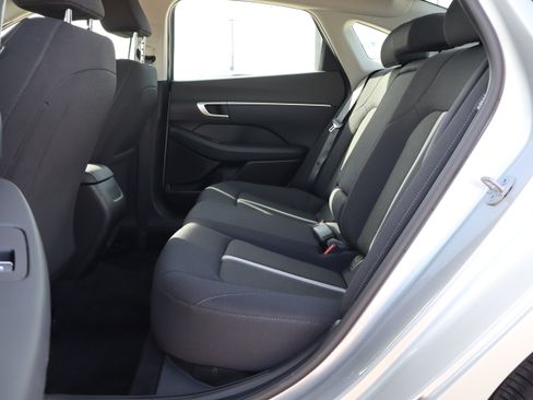 Used 2025 Hyundai Sonata SEL FWD image 10