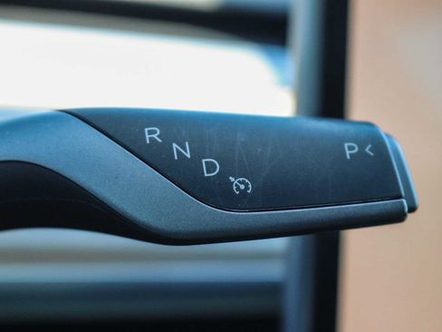 Used 2023 Tesla Model 3 Standard Range RWD image 22