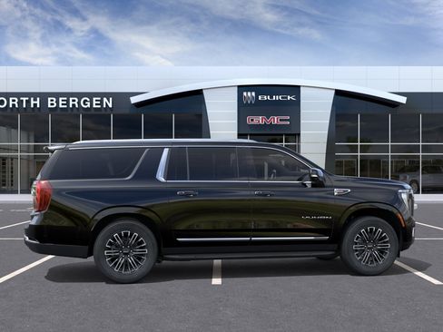 New 2026 GMC Yukon XL Elevation w/ Elevation Premium Package AWD/4WD image 5