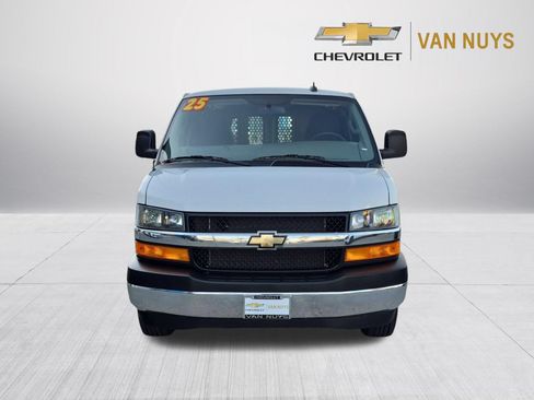 Used 2025 Chevrolet Express 2500 w/ Driver Convenience Package RWD image 2