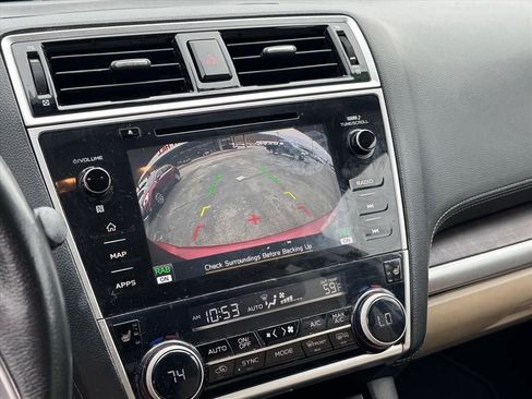 Used 2019 Subaru Outback 2.5i Limited AWD/4WD image 28