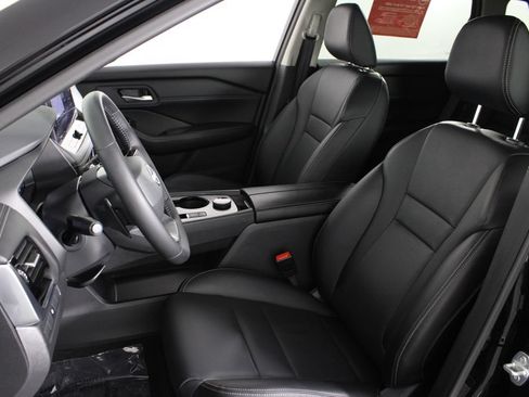 Certified 2026 Nissan Rogue SL AWD/4WD image 21