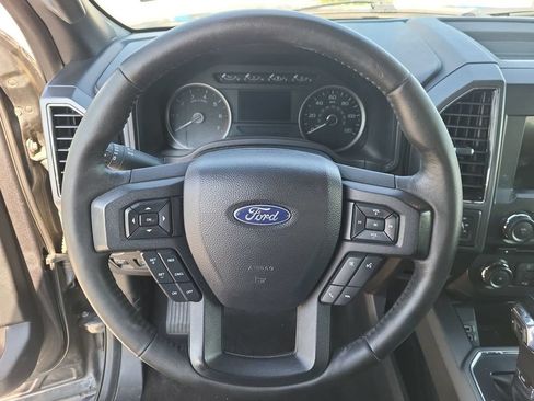 Used 2018 Ford F150 XLT w/ Equipment Group 302A Luxury AWD/4WD image 18