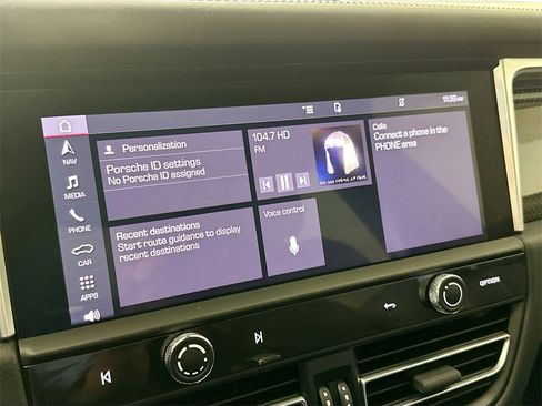 Used 2023 Porsche Macan GTS image 15