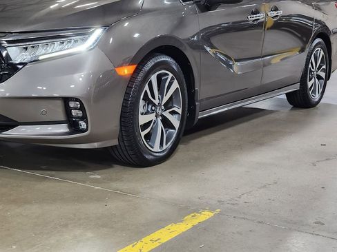 Used 2023 Honda Odyssey Touring image 17