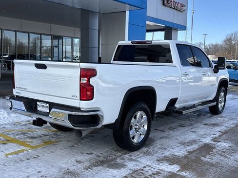 Used 2023 Chevrolet Silverado 3500 LTZ w/ LTZ Convenience Package image 3