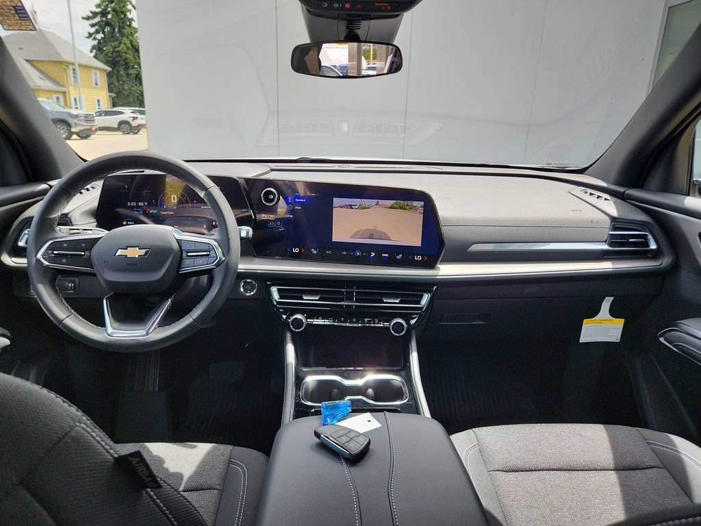 New 2026 Chevrolet Traverse LT FWD image 15