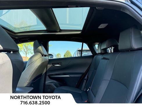 Used 2024 Toyota Venza Nightshade image 15