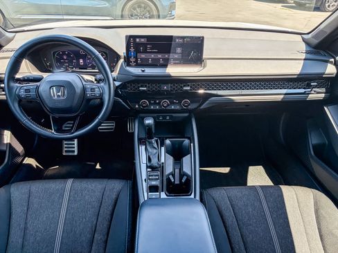 Used 2023 Honda Accord Sport image 12